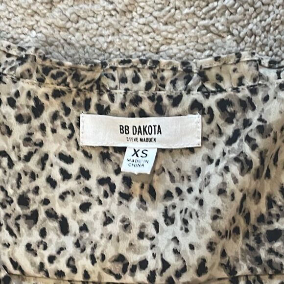 BB DAKOTA Steve Madden Taupe Leopard Print Smocked Mini Dress Size XS - Picture 7 of 12